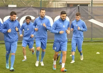 "Левски" срещу Петролул днес следобед