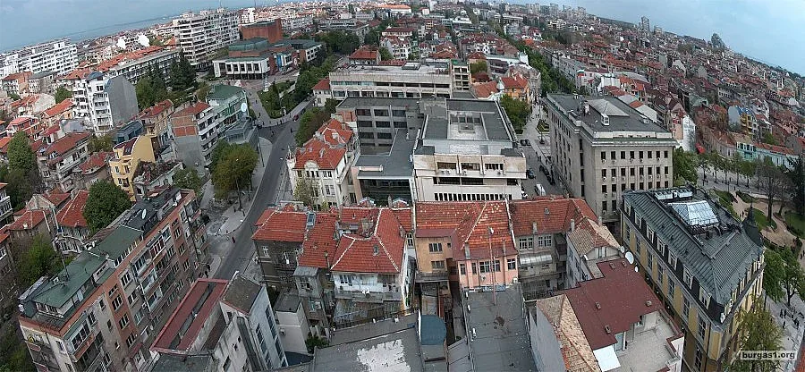 Бургас купува паяк за бронирани лимузини