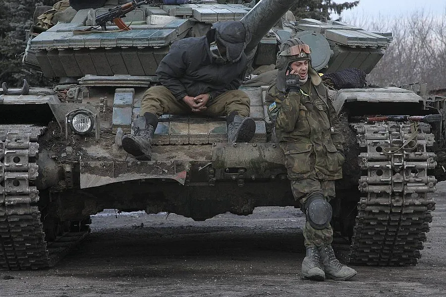 Взрив във военен завод в Донецк, Путин зове Украйна да спре огъня
