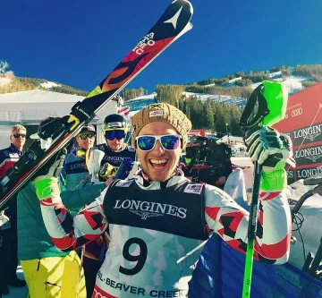 Хиршер с първа титла в алпийската комбинация