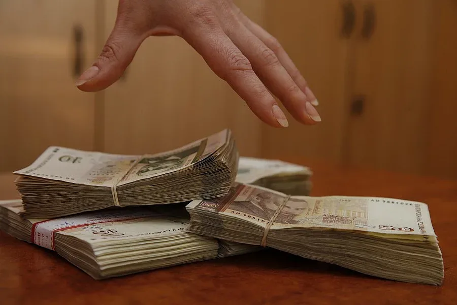 Заплатите скочиха със 158% за 10 г.