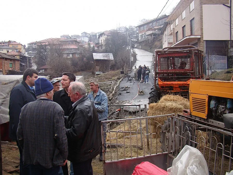 Вигенин в Плетена заради свлачище, обеща съдействие