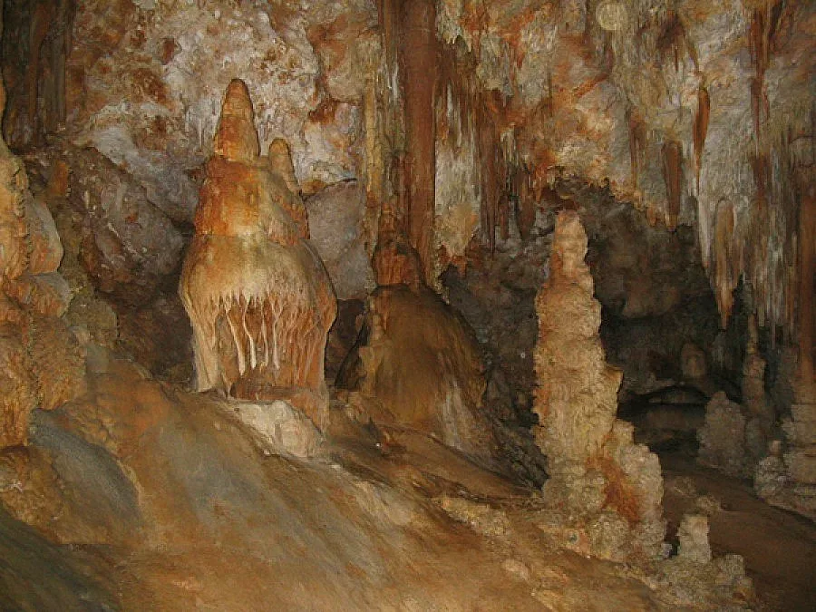 Пускат туристи в пещерата „Венеца”