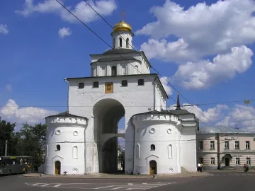 Златен пръстен от храмове слави Русия