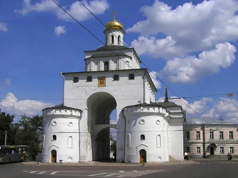 Златен пръстен от храмове слави Русия