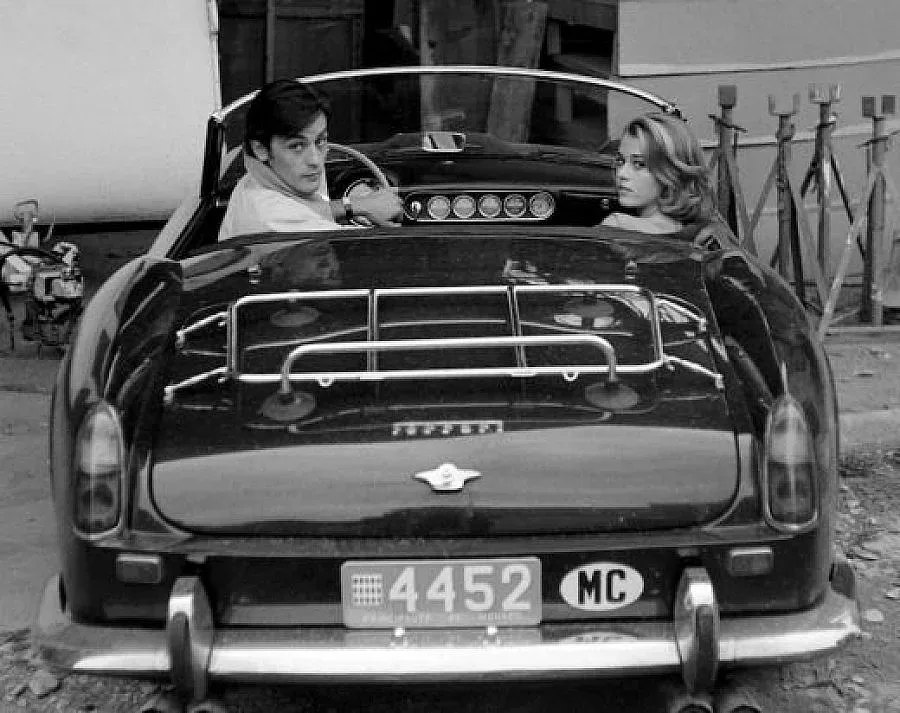 Ферари на Ален Делон продадено за 14,2 млн. евро