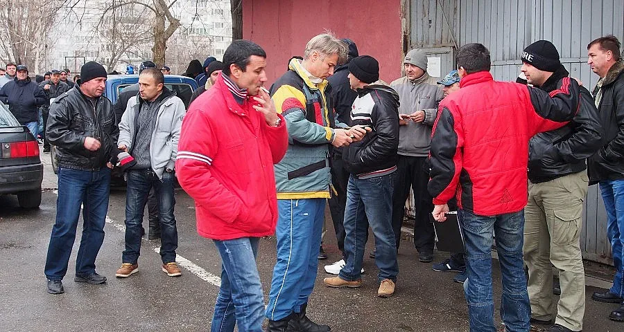 Болен сириец заплаши фелдшерка с пистолет