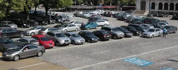 Гърция конфискува коли с бг номера