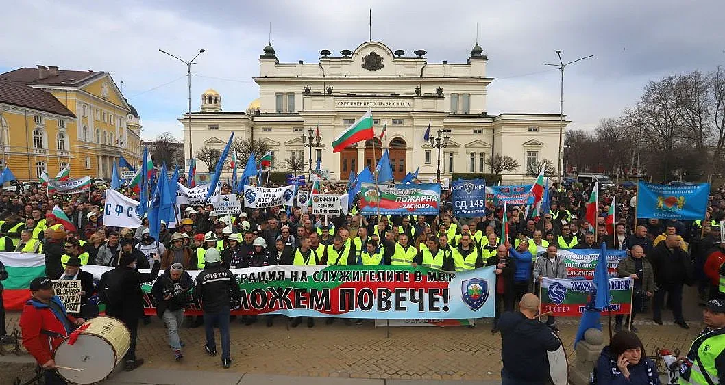 Задава ли се мощен протест на полицаите? Експерти казаха истината