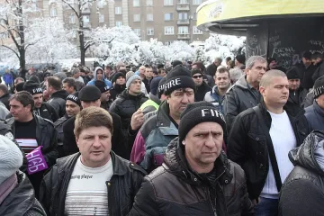 Пожарникарите и властта не се разбраха