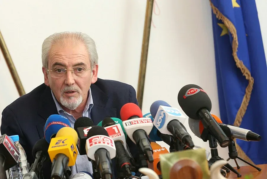 Местан  ще съди България