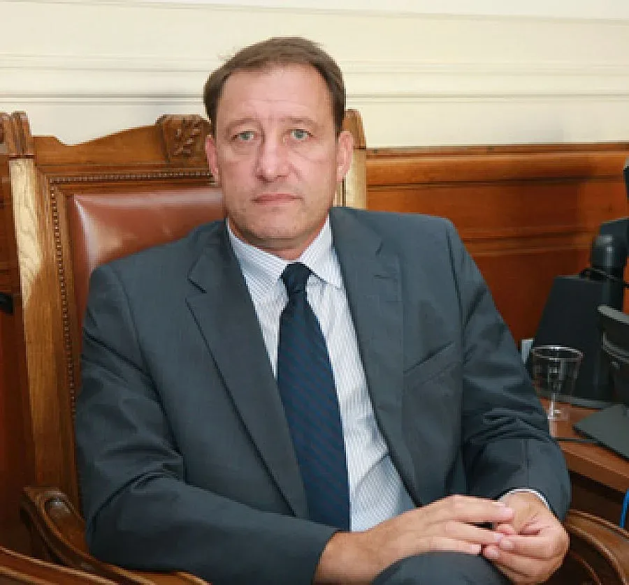 Депутати от запаса