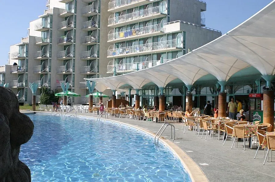 Престижни отличия за три хотела