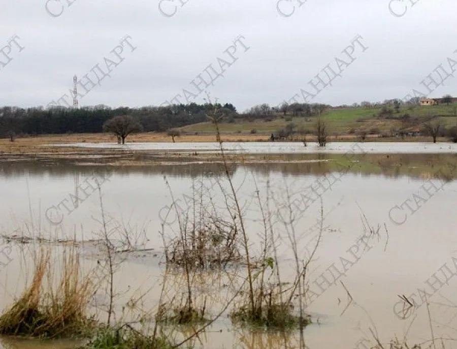 Четири добрички села все още бедстват