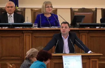 От 2016 г. през борсата ще минава целият ток