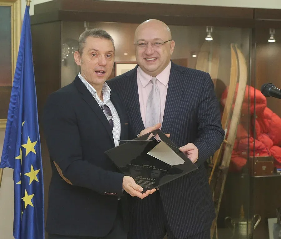 Крум Савов получи приза "Люпи и Мичмана"