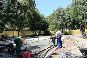 Строят детски и спортни площадки в Благоевград