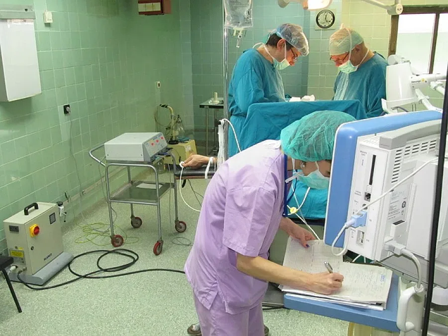 Лекари летяха с хеликоптер от София до Русе заради животоспасяваща операция