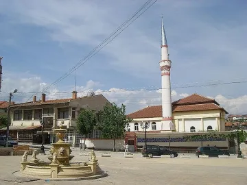 Иззеха нарязан тютюн от къща на тютюнджия