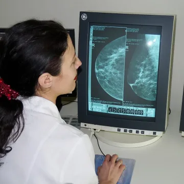 Шокираща прогноза:  Половината възрастни с рак