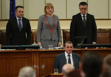 Лъчезар Никифоров положи клетва като депутат