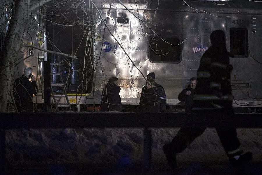 Жертви и ранени при влакова катастрофа в САЩ