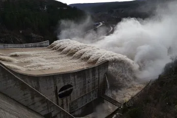ВИДЕО: Язовир "Ивайловград" прелива 