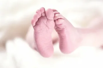 Бебета с трима родители - скоро във Великобритания
