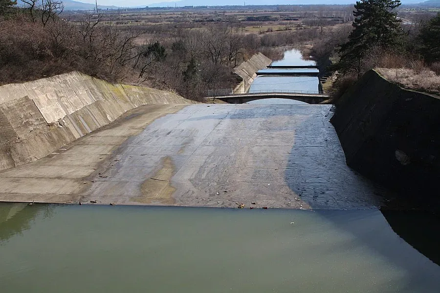 Специалисти успокояват: "Тича"  няма да прелее до  края на деня