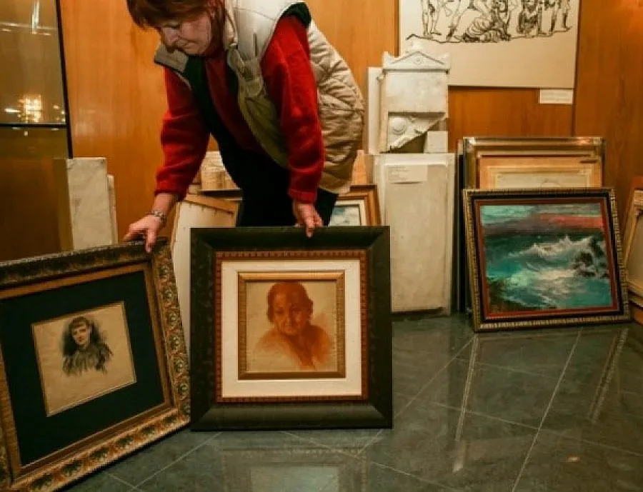 Картините в КТБ са на Марковски