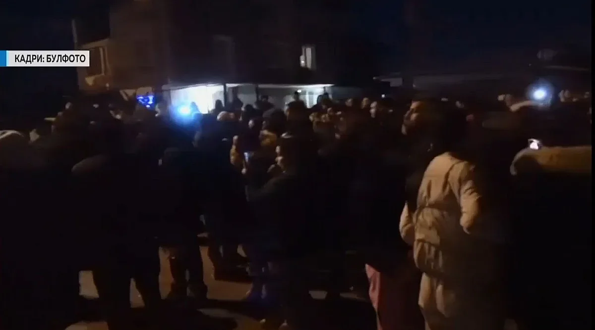 Цял квартал на София на протест! Токови удари унищожават електродомакински уреди