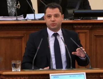 Добрев: Либерализираме пазара на електроенергия до края на 2015-а