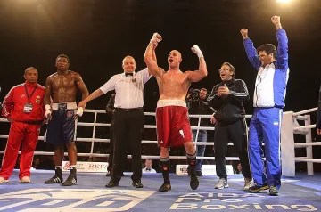 Иранец взе пояса, Спас Генов загуби 