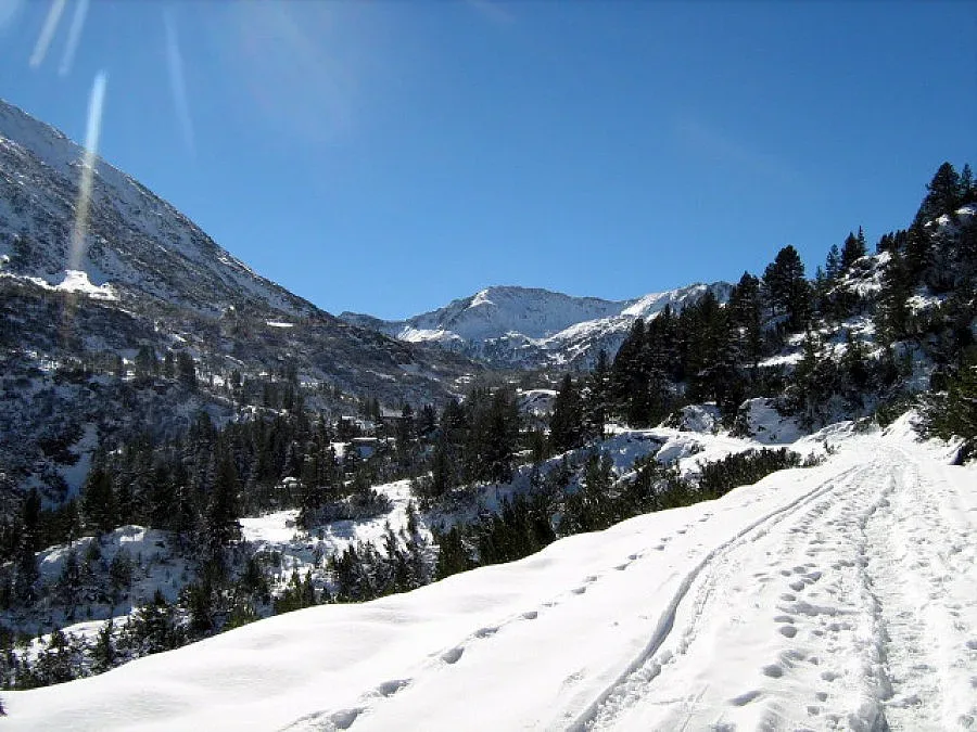 Спасиха изгубил се турски сноубордист в Пирин планина
