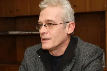Проф. Петко Салчев: Разходите ще скочат с 5%, ако сменим клиничните пътеки