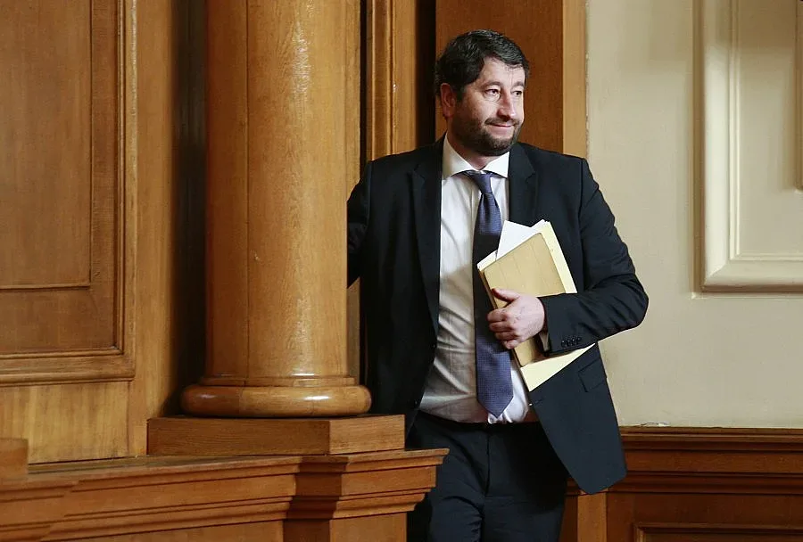 Иванов: Докладът на ЕК изисква преоценка на досегашните практики