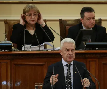 Сидеров алармира за изграждане на бази на НАТО у нас