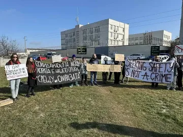 Бунт в Бусманци! Причината (снимки)