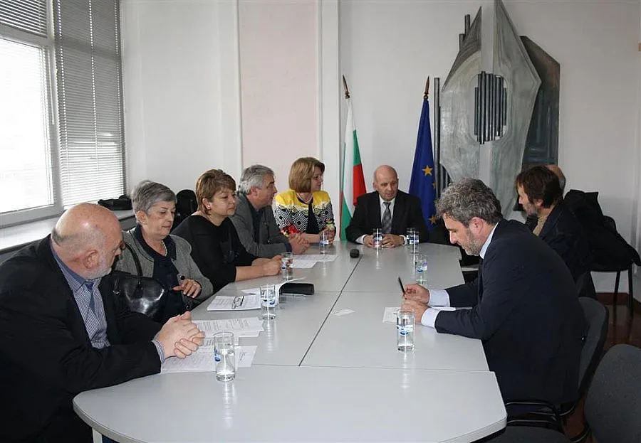 Творци поискаха промяна в методиката на финансирането на културните институти