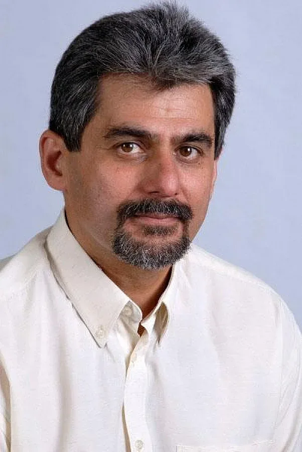 Натискат македонците да не учат у нас