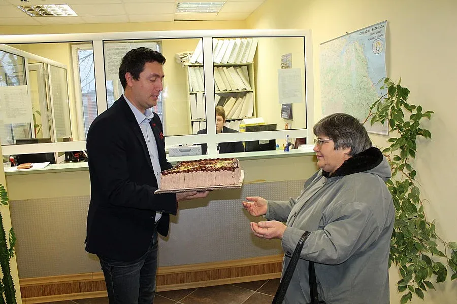 Торта за първия платил данъци в Царево