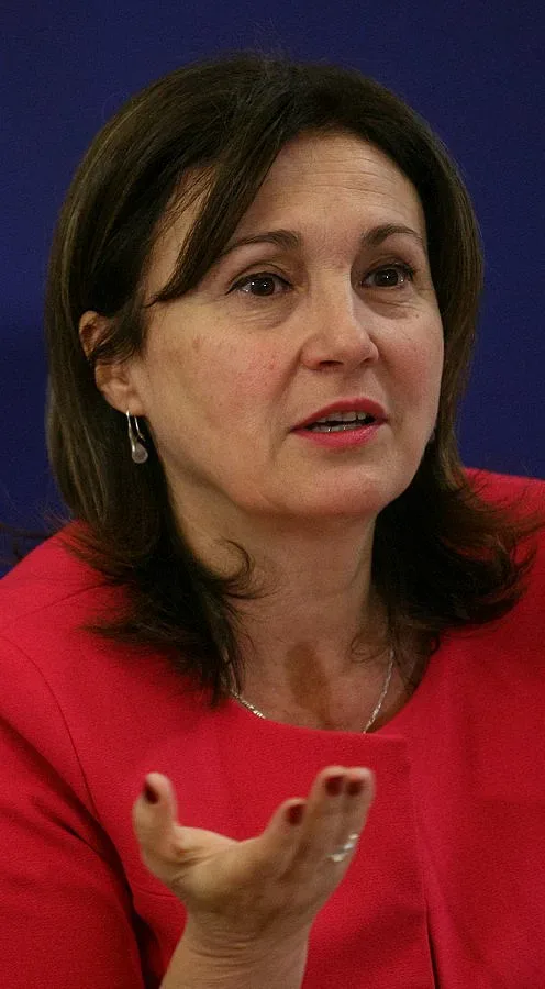 Бъчварова: На 6 месеца обновяваме програмата на кабинета