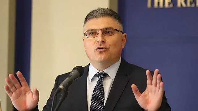 Загази го! Разследват посланика ни в САЩ Георги Панайотов