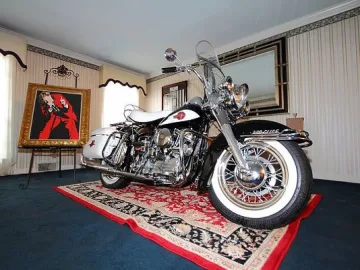 $375 000 за  Harley Davidson 