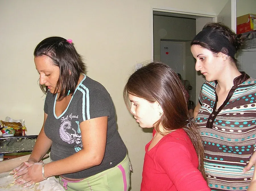 Европа плаща на БГ доброволци