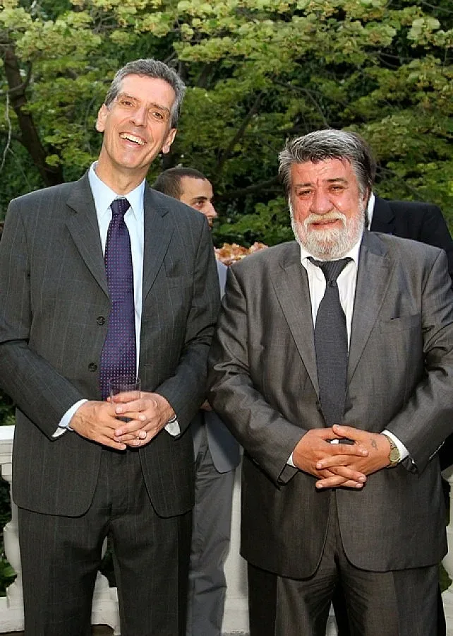 Вежди Рашидов за "Стандарт": Уредих на вечеря изложбата в Лувъра