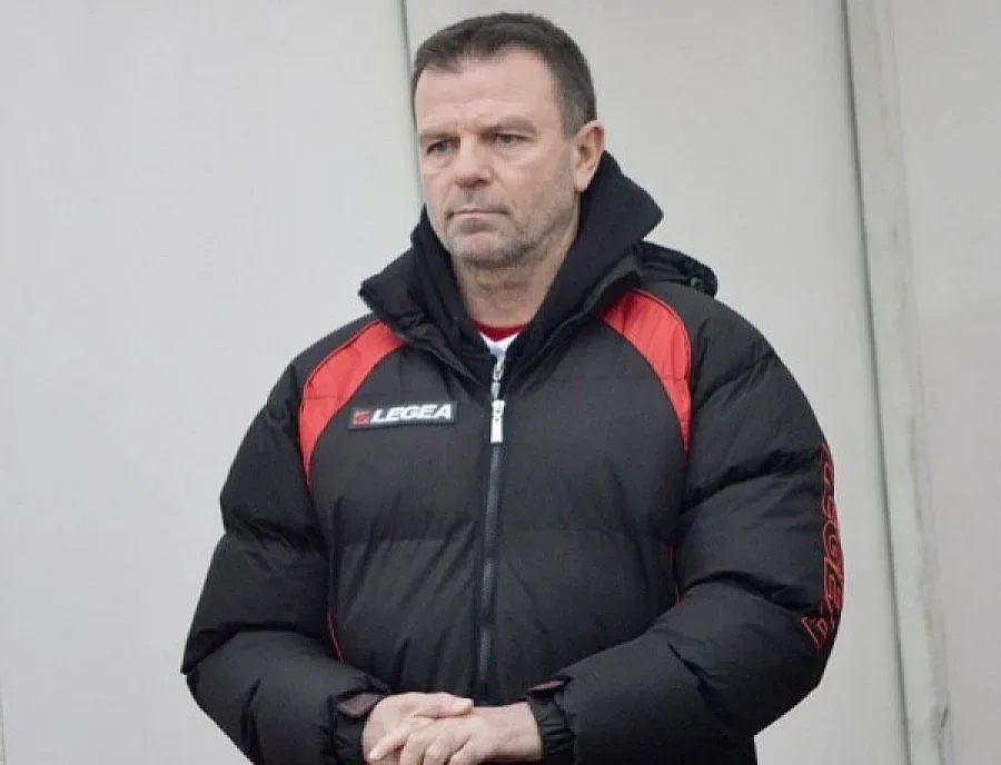 Стойчо се озъби на шефовете