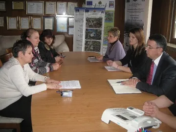 Кмет и синдикати в Кърджали подписаха двугодишен КТД в сферата на образованието