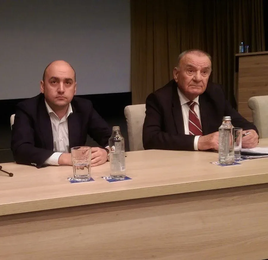 Стартират плащанията на площ