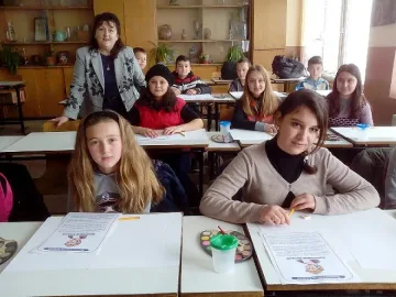 Малки художници от Стремци рисуваха по романа-приказка „Графиня Лък"